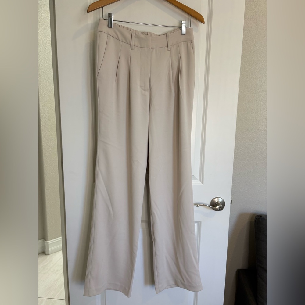 Quince Stretch Crepe Pleated Wide Leg Pant in Sand Tall Inseam Size 8 - Picture 2 of 14